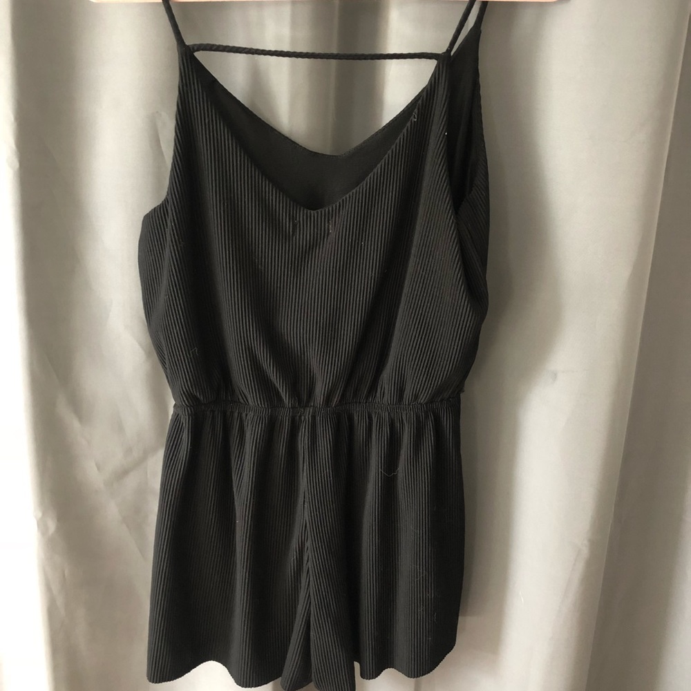 Black Ribbed Romper - Picture 2 of 3